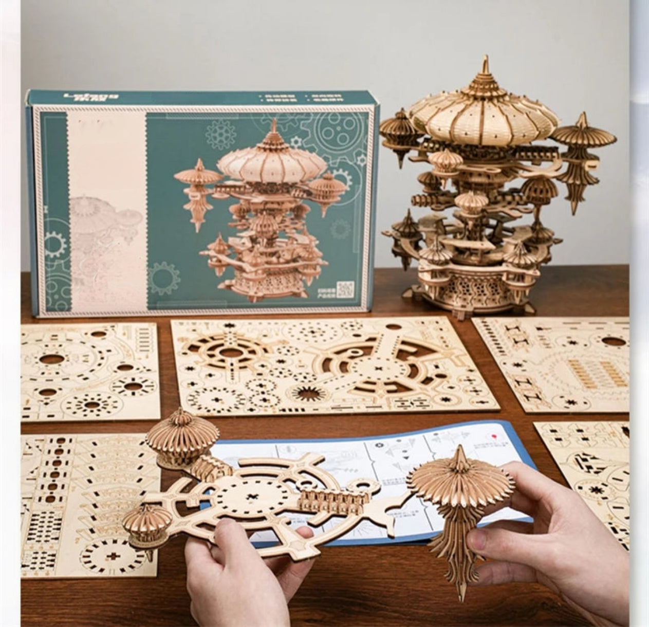Caja de música de castillo de rompecabezas de madera 3D