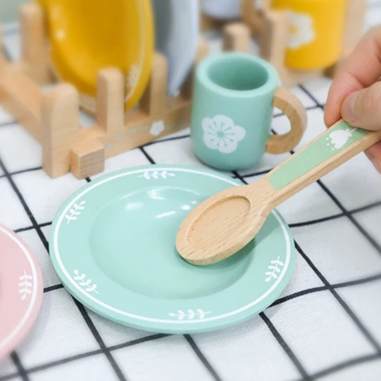 Jouet Ensemble de Vaisselle en Bois Dinette Montessori