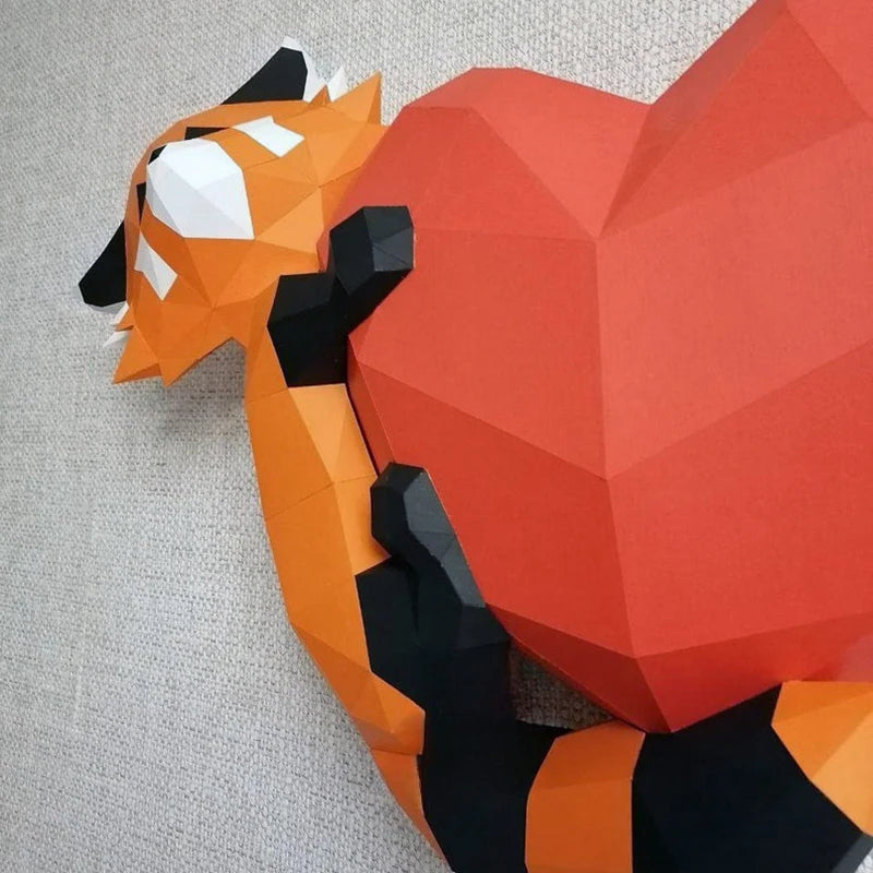 Escultura de pared de papel 3D de panda rojo de origami de 50 cm para armar.